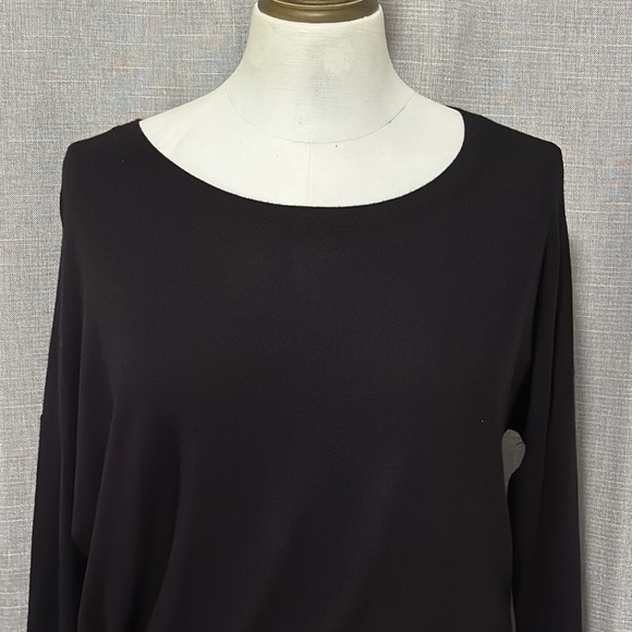 Athleta Asymmetric Hem Long-Crew Neck-BatWing Sleeve-Sz XXS-Black - Picture 3 of 16